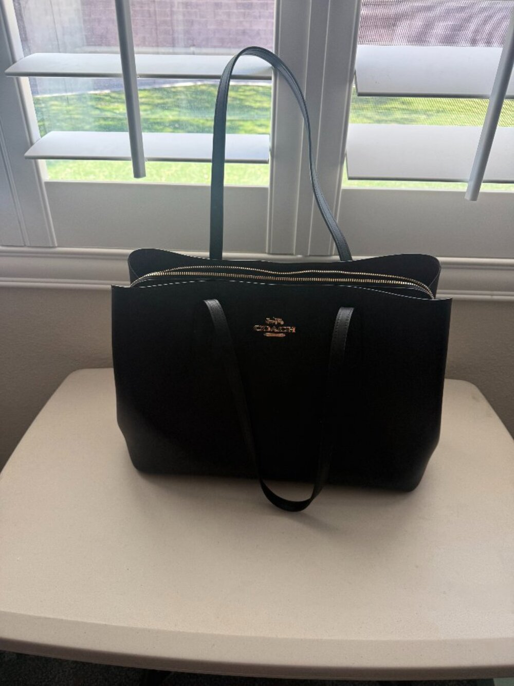 🖤 Coach Black Leather Tote Bag 🖤